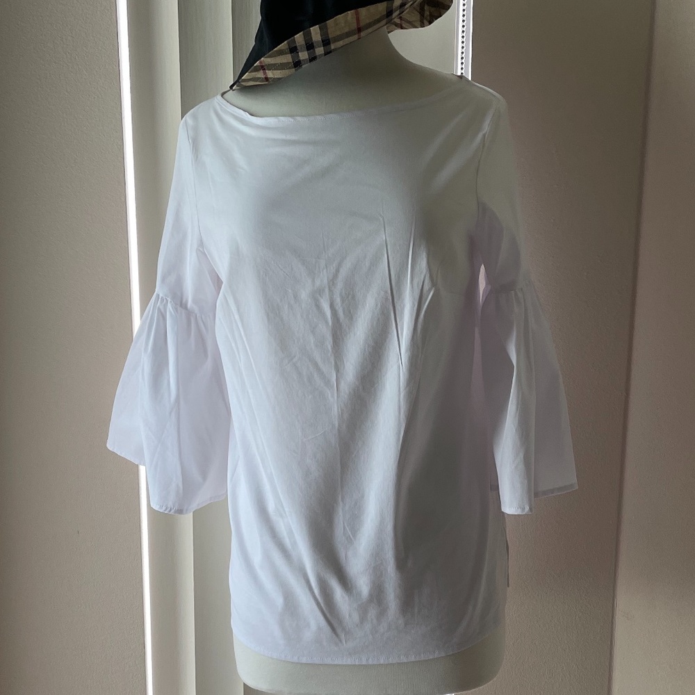 New Classic white butterfly sleeve shirt size small